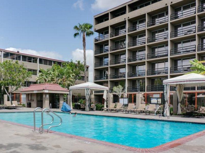 Howard Johnson By Wyndham Fullerton/Anaheim Conference Cntr Exteriér fotografie